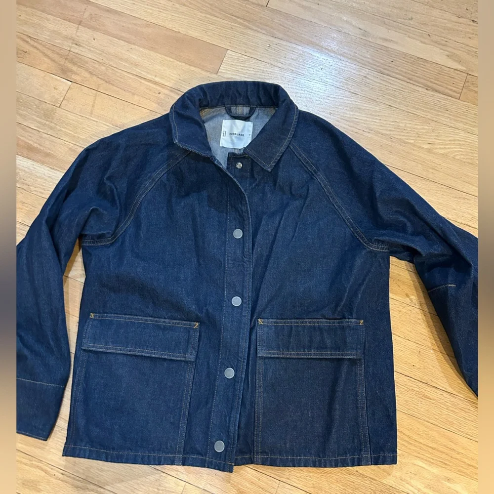 EVERLANE CROPPED DENIM JACKET, M - Picture 6 of 7